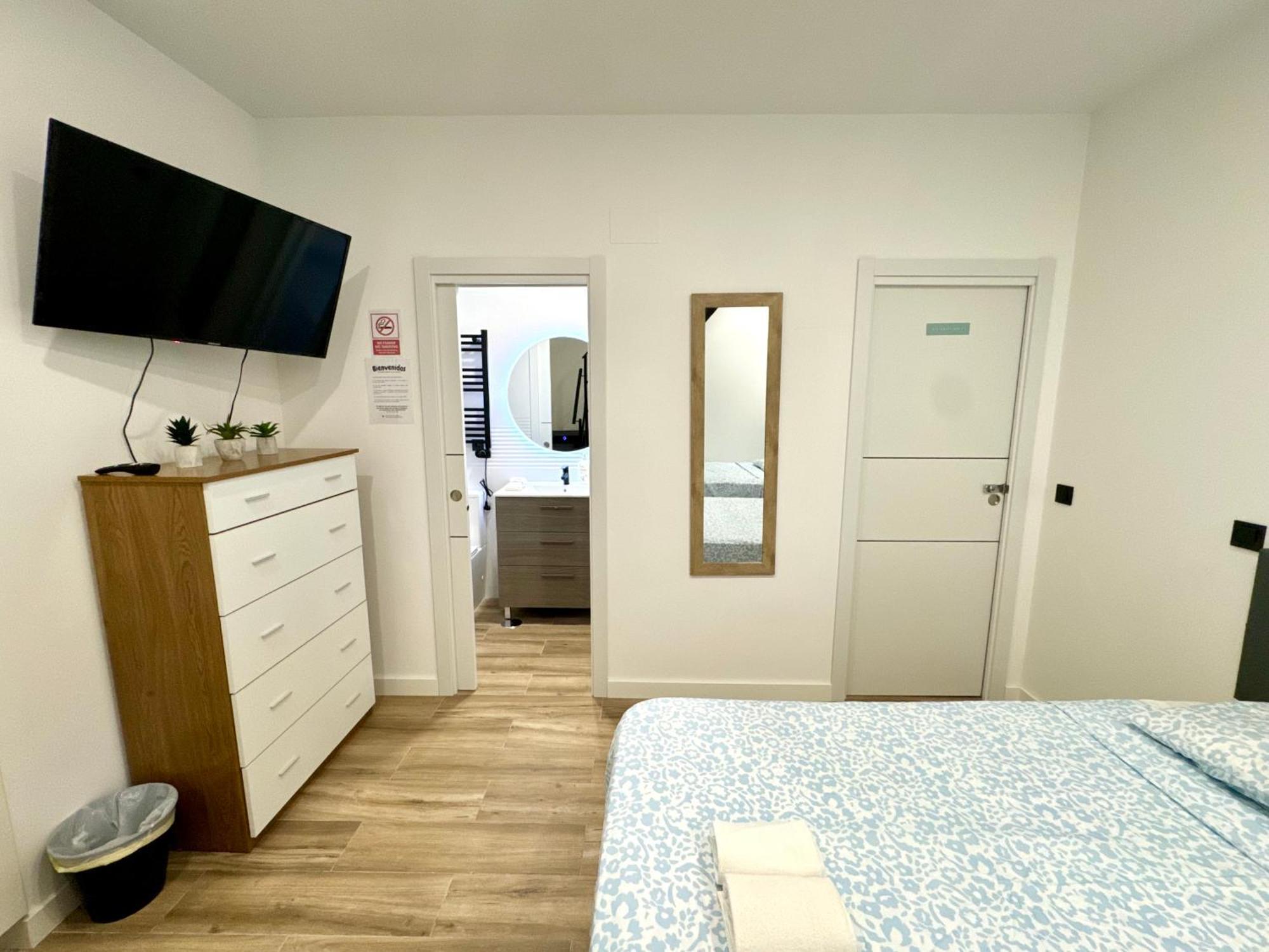 Apartamentos Castillejos Madrid Exterior photo